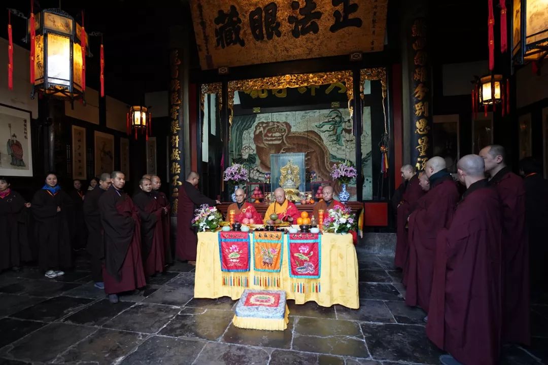 640-25.jpg 640-25.jpg